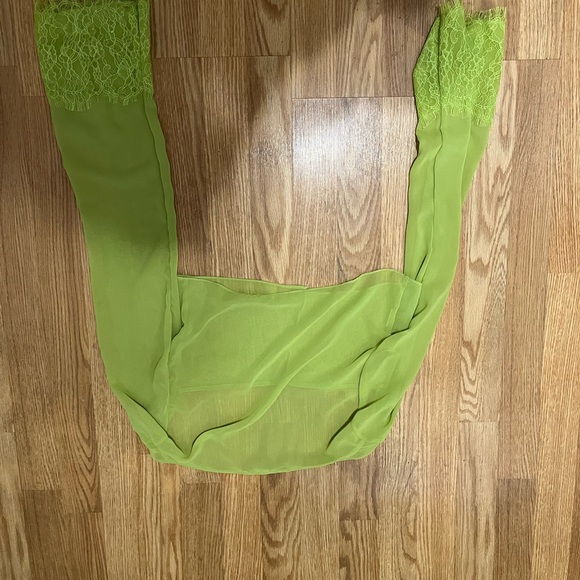 House of CB TARA LIME GREEN GEORGETTE CROPPED TOP Size XS - Picture 8 of 8